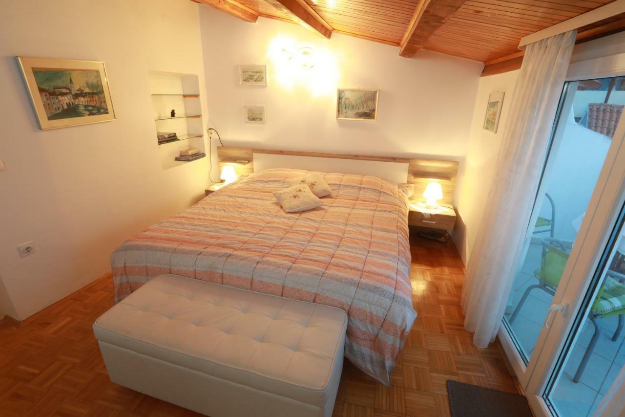 Apartments Pyros Piran Luaran gambar