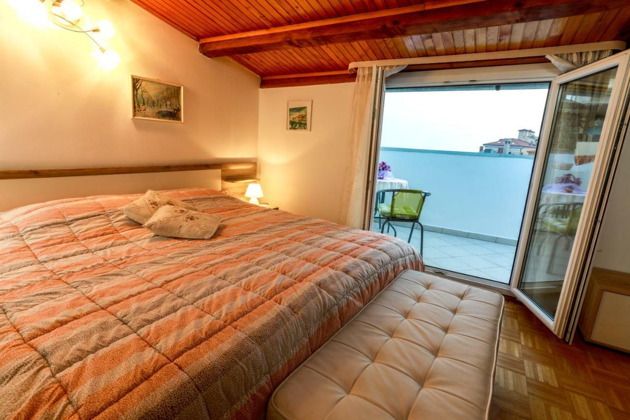Apartments Pyros Piran Luaran gambar