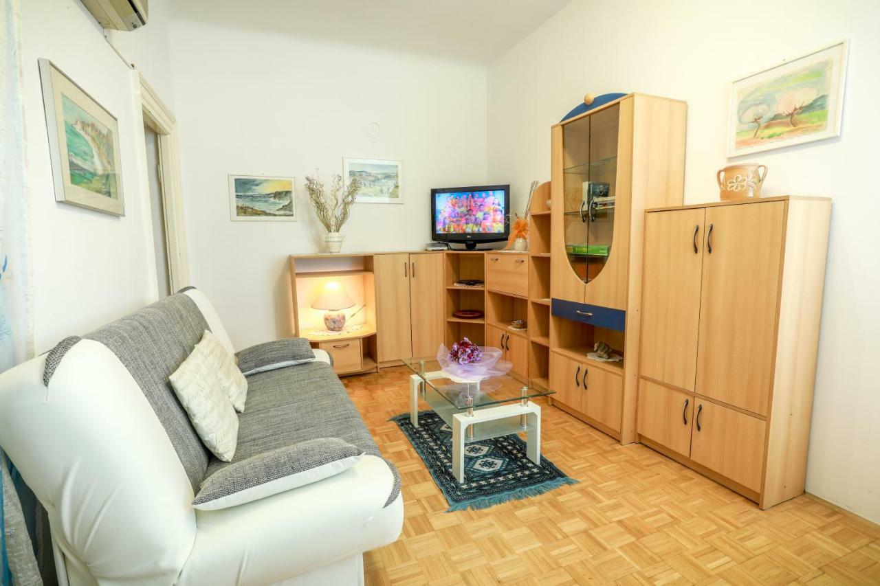 Apartments Pyros Piran Luaran gambar